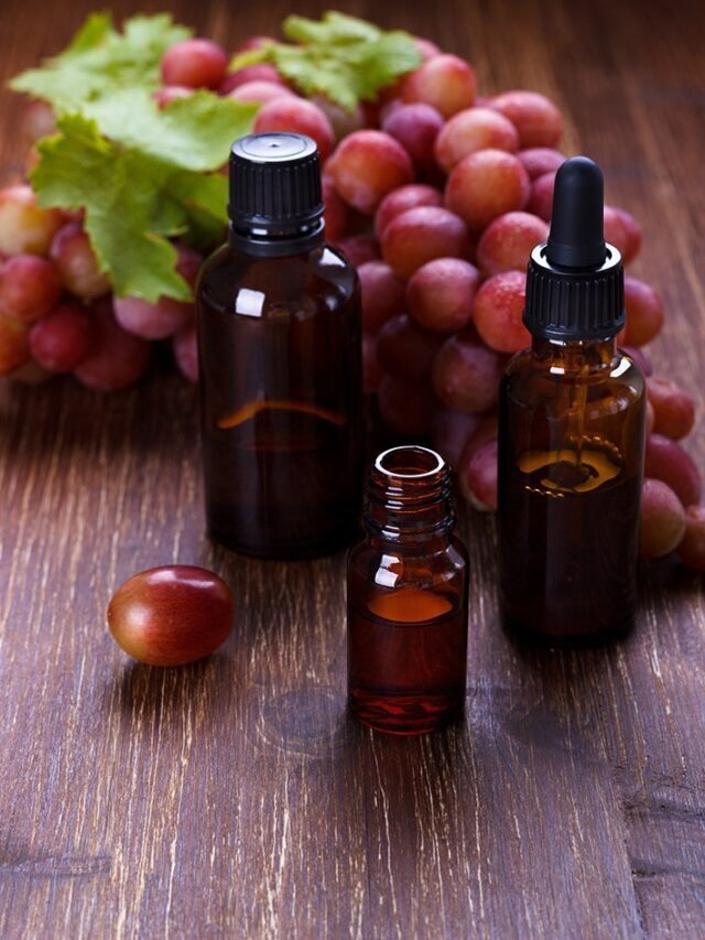 cropped-bottle-with-grape-seed-oil-2021-08-26-23-04-01-utc.jpg