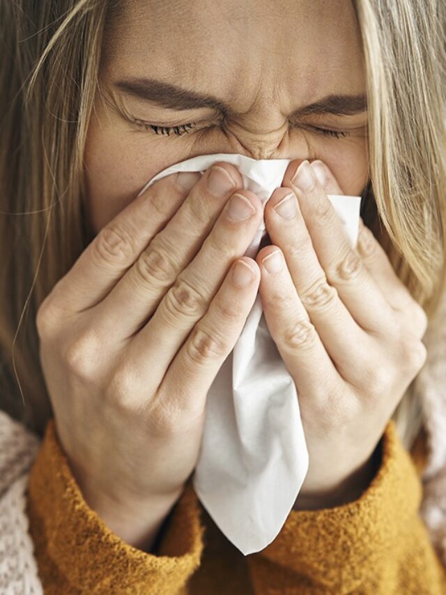 cropped-woman-having-a-very-heavy-flu-2021-10-07-05-11-51-utc.jpg